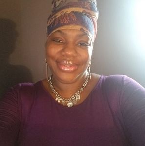 Meet your Posher, Loretta